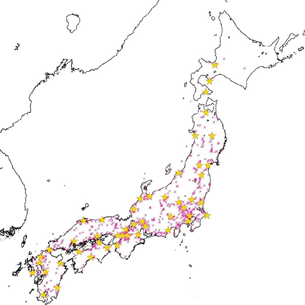 【図1】予測地点の分布（★は気象庁標本木、×は桜の名所）